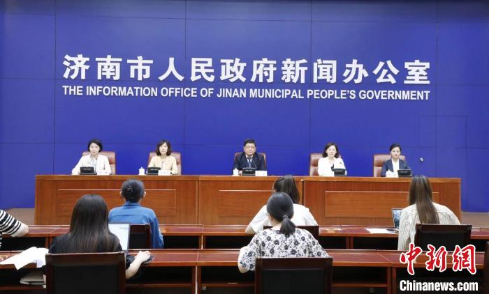 濟(jì)南第三代社保卡加載公共交通功能可在全國300多個城市乘車