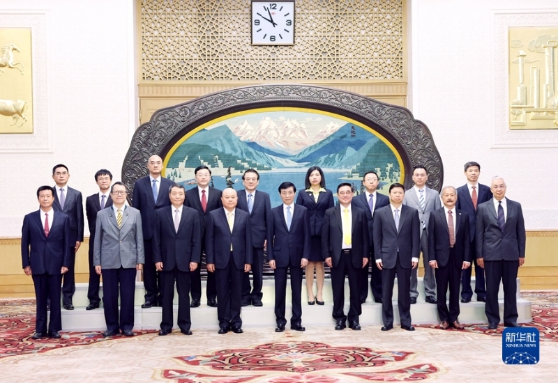 6月5日，中共中央政治局常委、全國(guó)政協(xié)主席王滬寧在北京會(huì)見新黨主席吳成典一行。新華社記者 姚大偉 攝.jpg