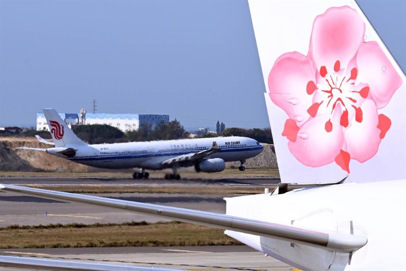 兩岸航線登機(jī)前，8月30日起不用再做快篩或核酸。（本報資料照片，陳麒全攝）.jpg