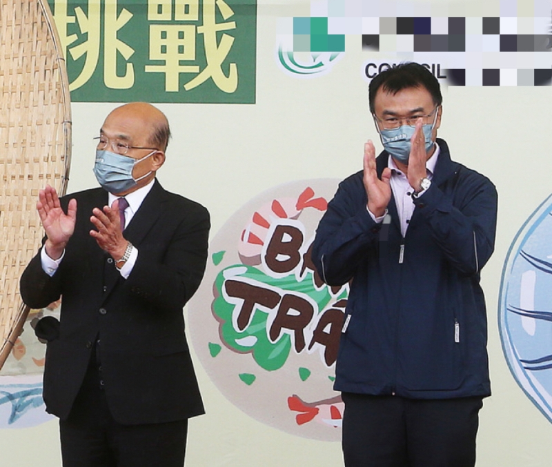 臺農(nóng)業(yè)部門負(fù)責(zé)人陳吉仲（右）傳出請辭消息，臺行政機(jī)構(gòu)前負(fù)責(zé)人蘇貞昌蘇貞昌（左）痛斥“有人急著放話操作”。（圖源：臺灣“中時新聞網(wǎng)”）