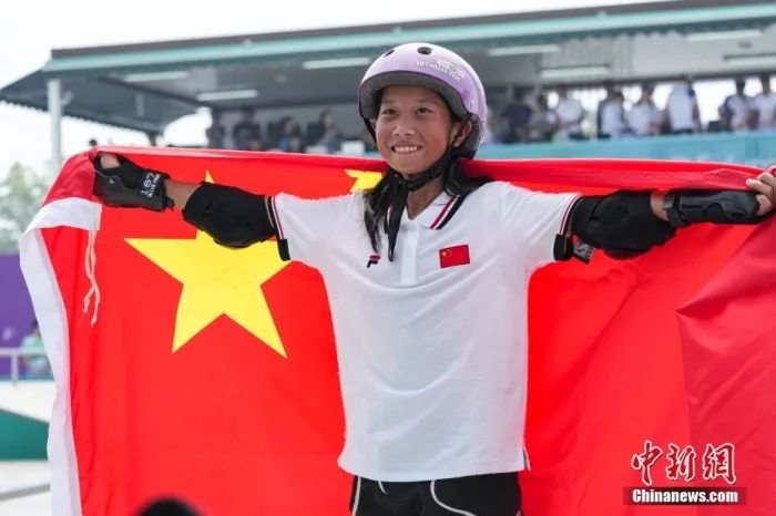 圖為崔宸曦慶祝勝利。<a target='_blank' href='/'>中新社</a>記者 田博川 攝