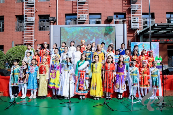 合唱社團(tuán)演唱《民族名稱(chēng)歌》.JPG