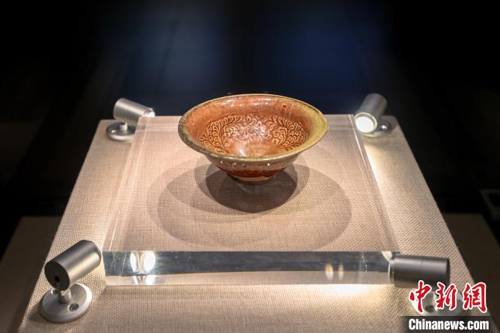 兩岸媒體人探訪(fǎng)吉州窯國(guó)家考古遺址公園感受陶瓷文化魅力