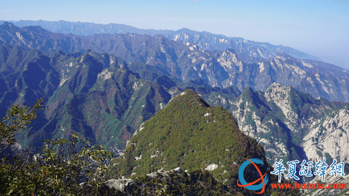 兩岸媒體人走進華陰 游覽“奇險天下第一山”——華山