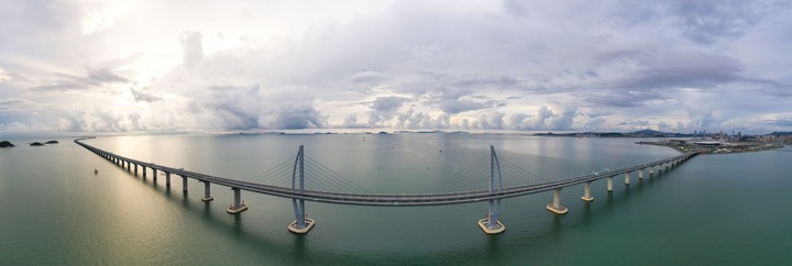 圖為港珠澳大橋（無人機全景照片）。新華社記者 陳曄華 攝