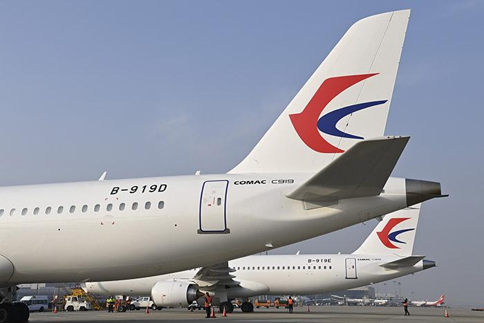 兩架C919國(guó)產(chǎn)大飛機(jī)合影。東航供圖