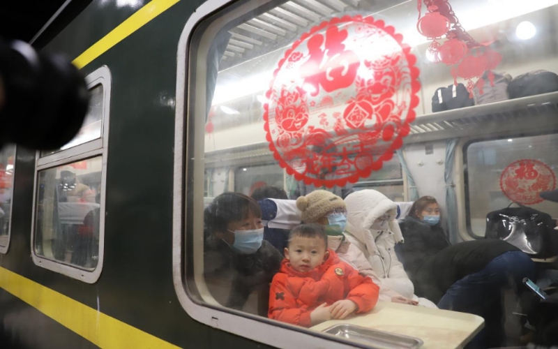 春運(yùn)首日北京西站列車（中國(guó)鐵路北京局供圖）
