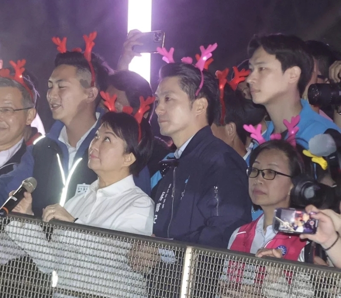 臺(tái)中市長(zhǎng)盧秀燕今邀臺(tái)北市長(zhǎng)蔣萬(wàn)安到臺(tái)中，一起欣賞「中臺(tái)灣元宵燈會(huì)」.webp
