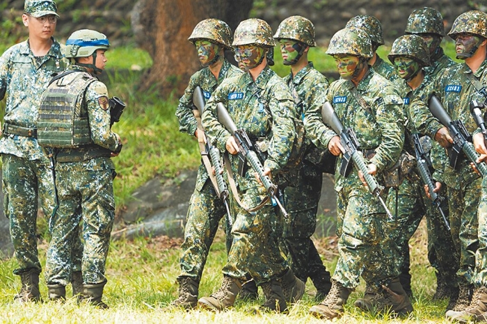 新兵入伍訓(xùn)練臺軍擴(kuò)編