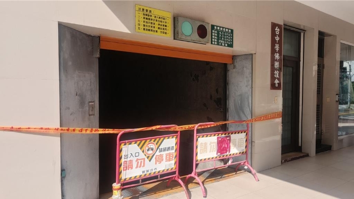 臺(tái)中停車(chē)場(chǎng)電梯突墜落