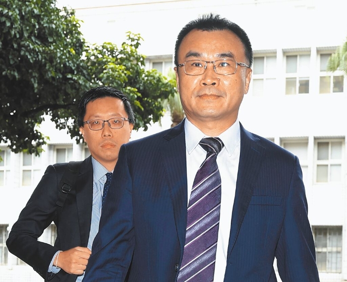 臺(tái)北地檢署偵辦超思與亮采進(jìn)口雞蛋案，28日以被告身分傳喚前農(nóng)業(yè)部長陳吉仲