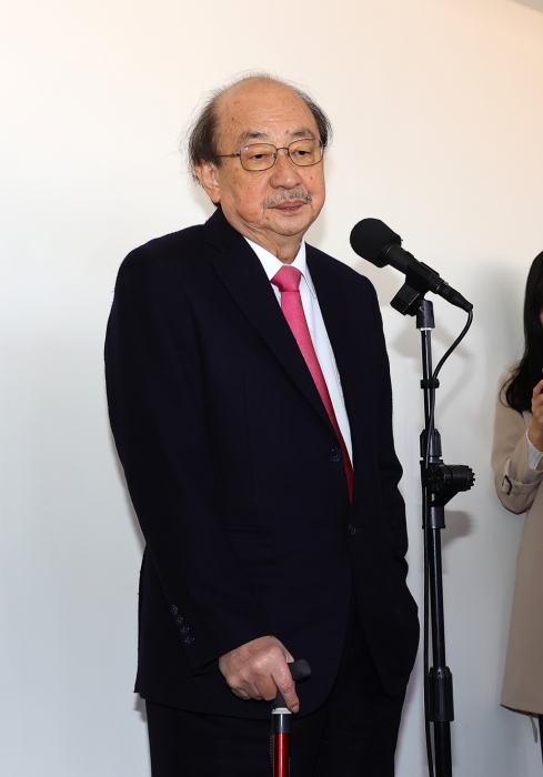 民進(jìn)黨立法院黨團(tuán)總召柯建銘（見圖）今在朝野協(xié)商前受訪。（劉宗龍攝）