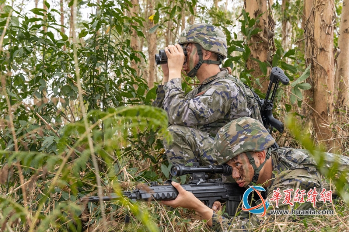 8、2025年4月16日，武警官兵在進(jìn)行潛伏狙擊_副本