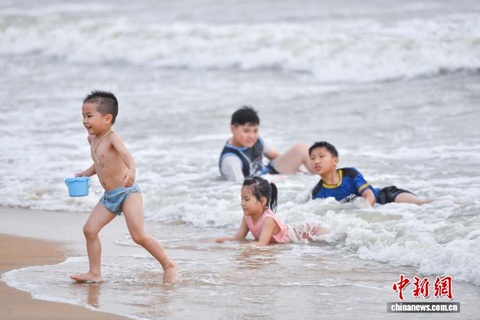 海南?？冢汉⑼钇谔だ讼砬鍥? style=